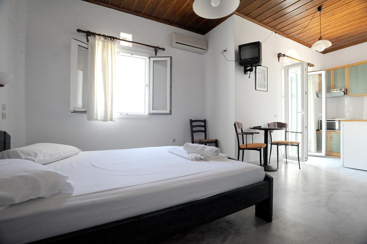 Carlo Bungalows Agios Ioannis  Exteriör bild